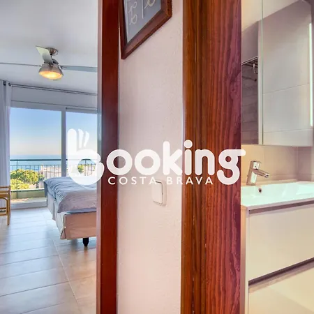 Rancho Suizo Per 4 Persones Amb Vistes Al Mar Amb Piscina Comunitària Appartamento *